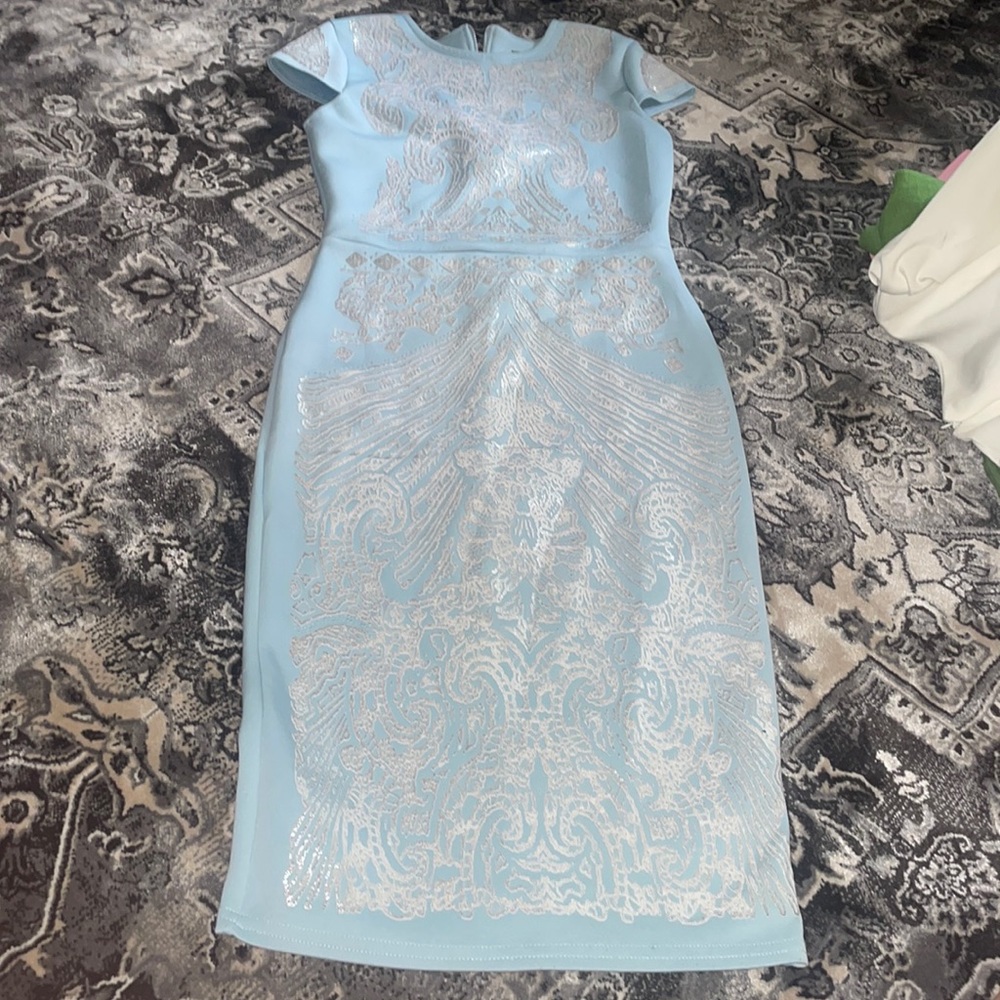 Women’s dress